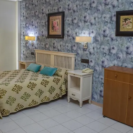 Hotel La Palmera